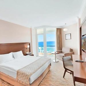 Deluxe Zimmer mit Kingsize-Bett